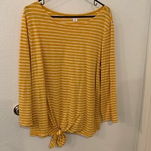 Old Navy tie front long sleeve